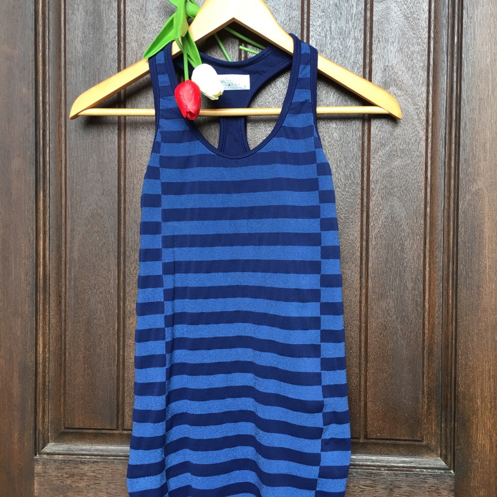 Athleta workout tank